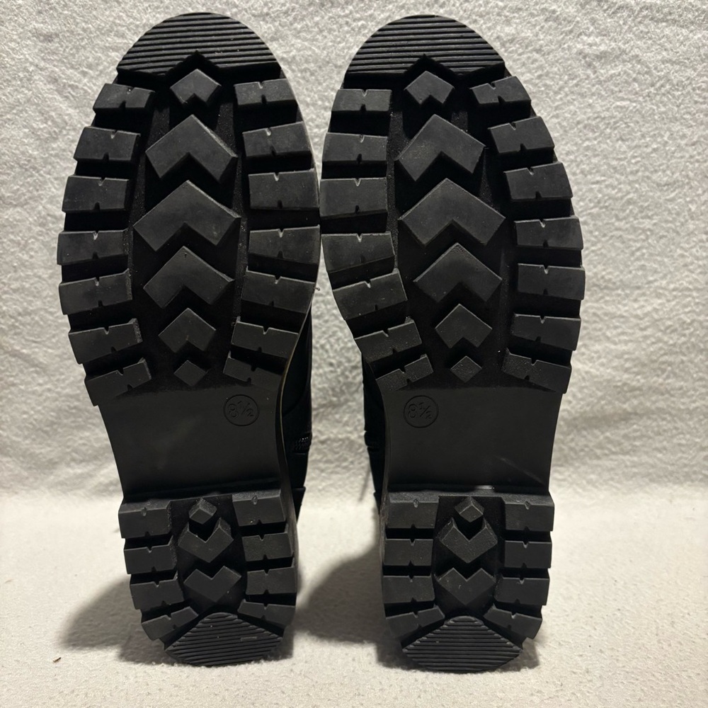 Universal‎ Thread Cushioned Black Hiking Boots Women's size 8.5 - Picture 5 of 8